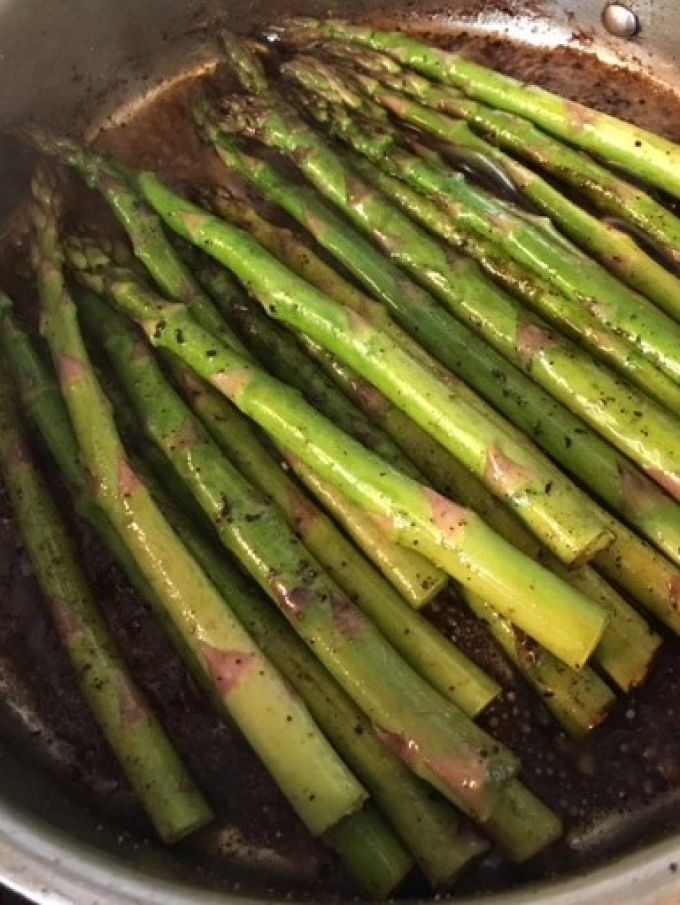 asparagus-for-breakfast image